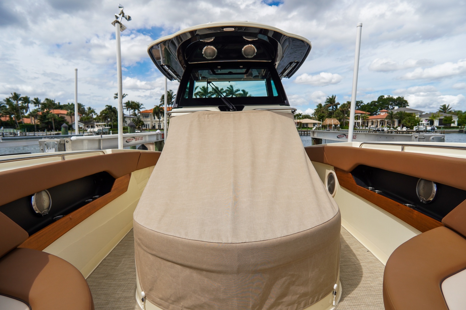 2026 Chris-Craft 31 Catalina - Image 36