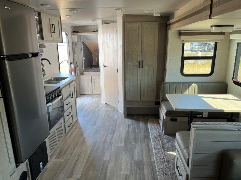 2022 Forest River Rockwood Roo 235S - Image 7