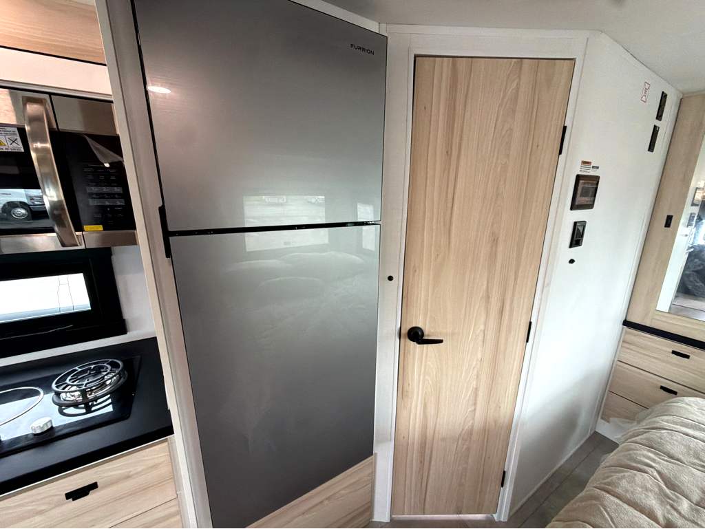 2027 JAYCO MELBOURNE PRESTIGE 25LP - Image 26