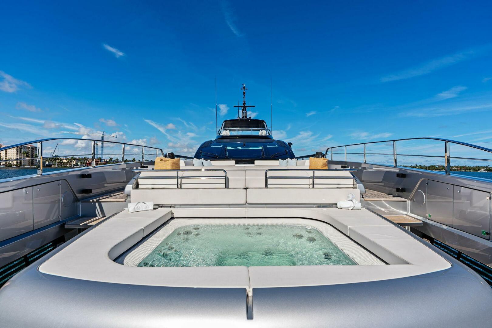 2025 Riva Bellissima - Image 17