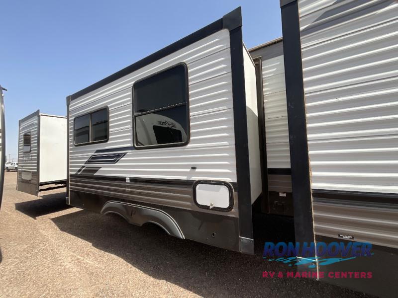 2023 Palomino Puma 32BHFS - Image 3