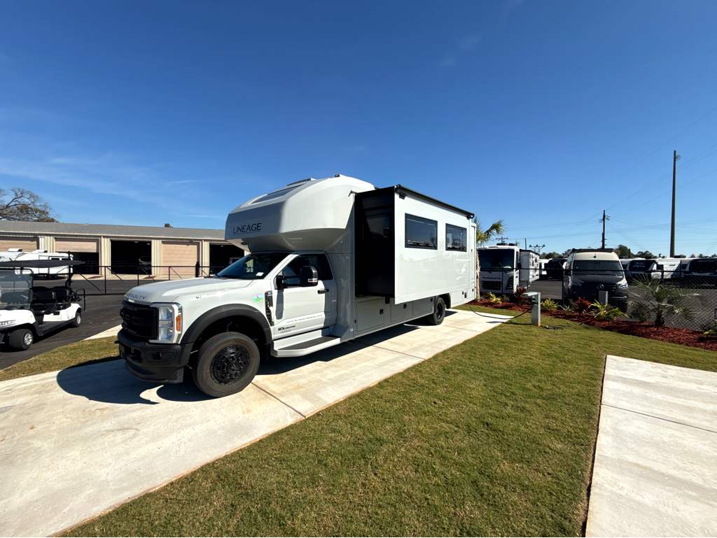 2026 GRAND DESIGN LINEAGE SERIES F 31ZW - Image 34