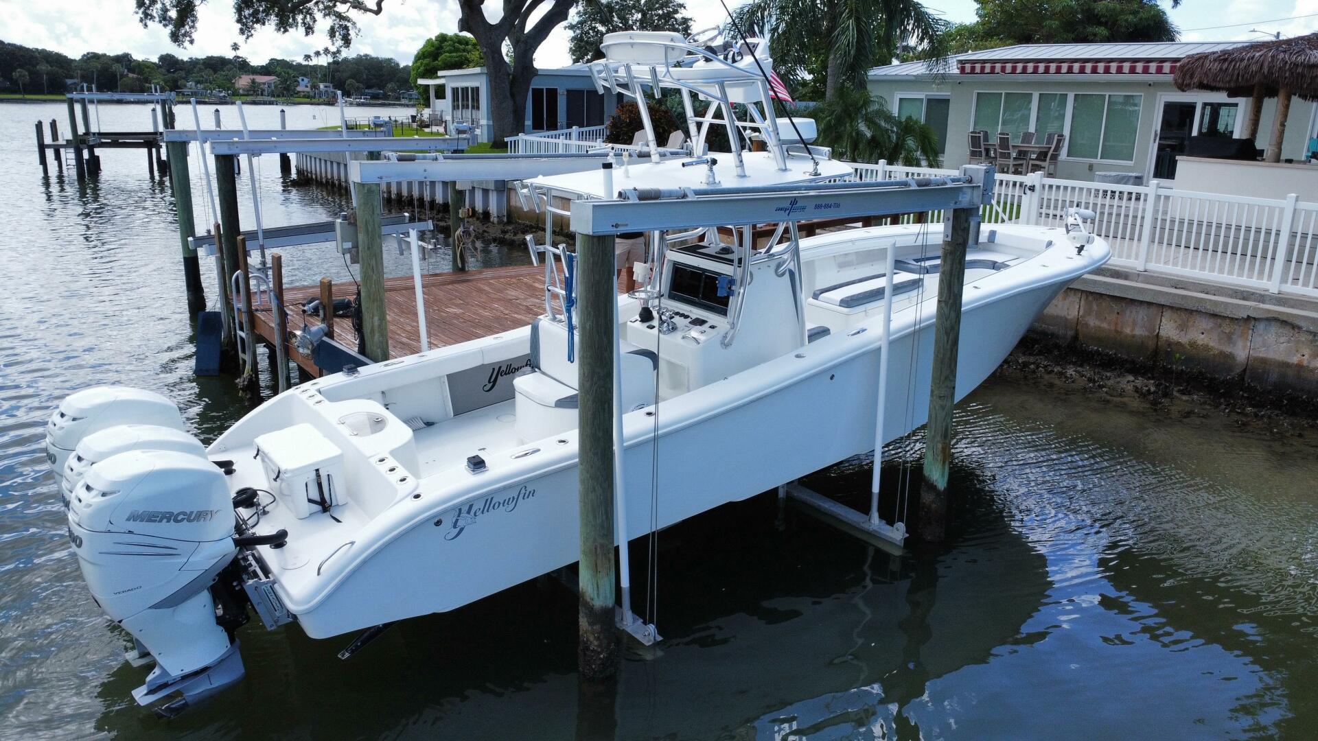 2006 Yellowfin 34 Center Console - Image 4
