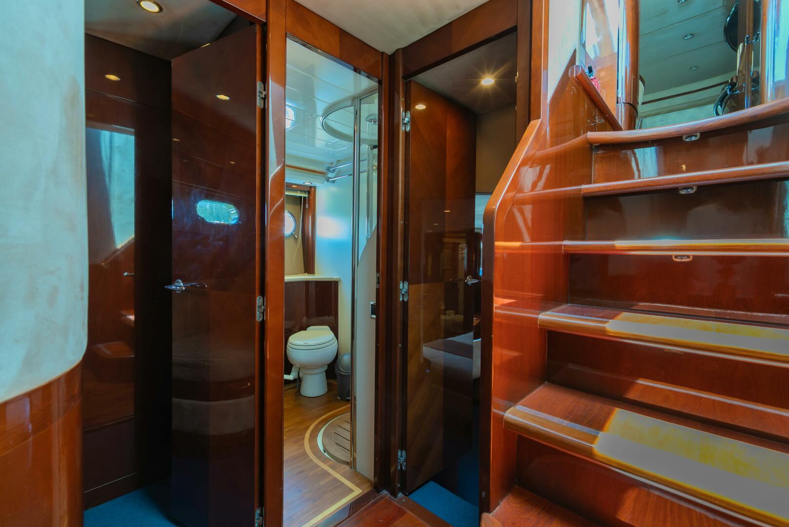 2006 Princess Yachts - Image 19