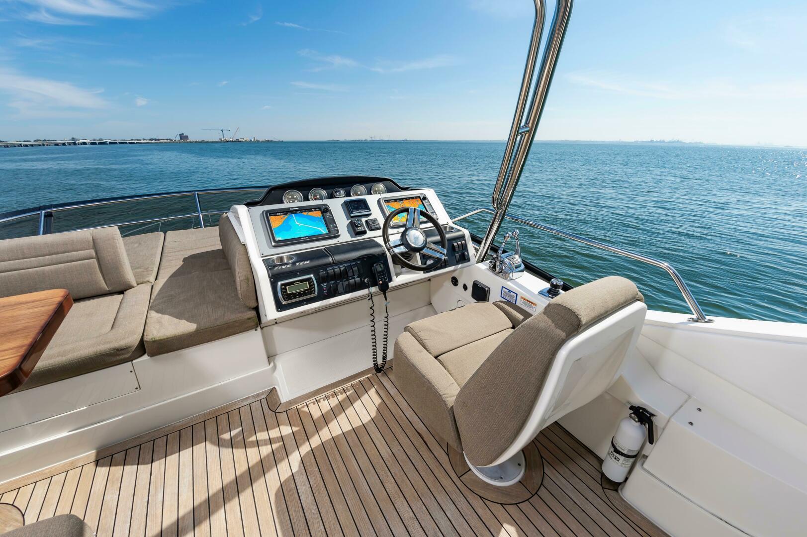 2015 Sea Ray 510 Fly - Image 18