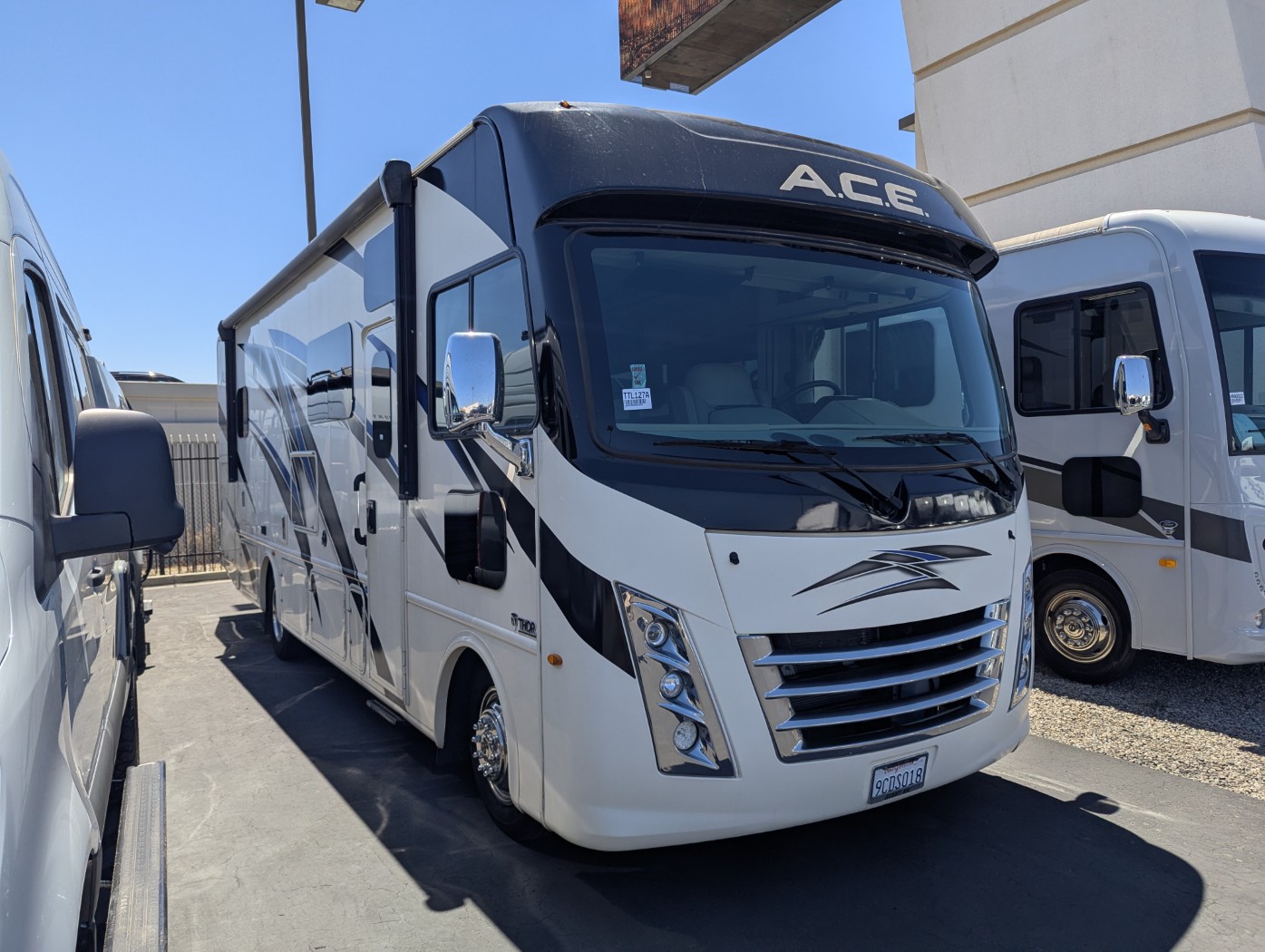 2022 Thor Motor Coach A.C.E. 30.3 - Image 1