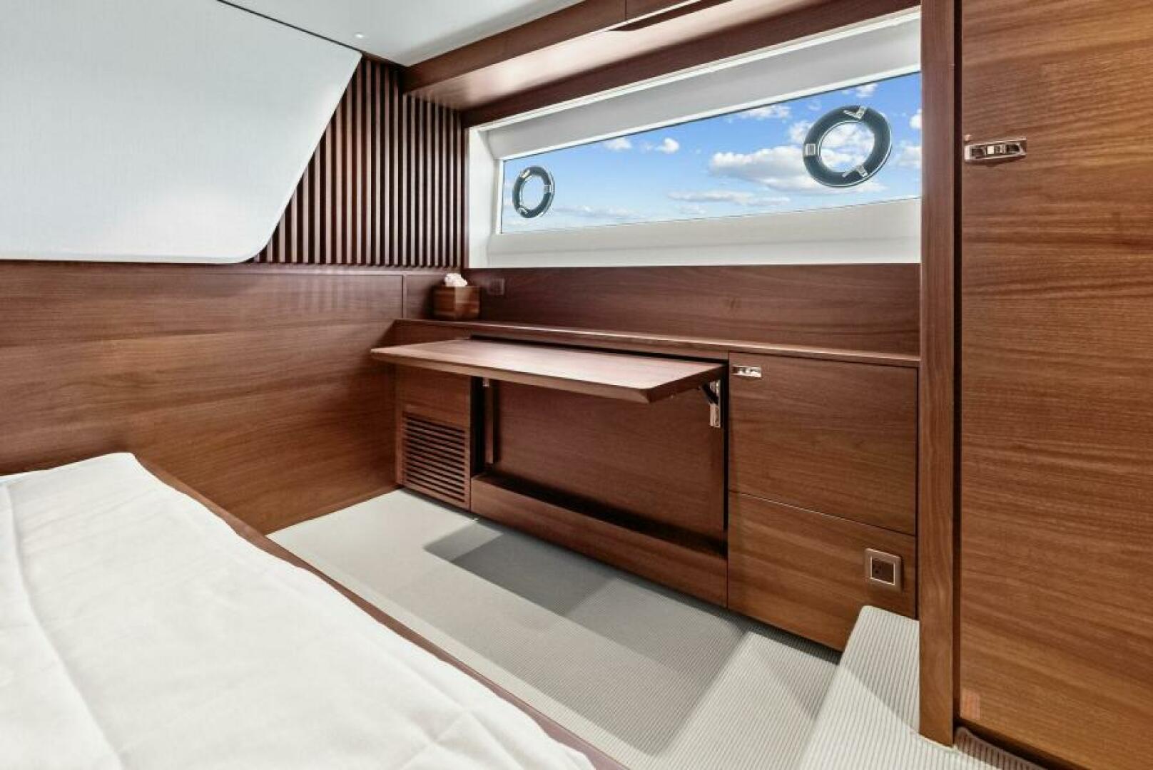 2024 Princess Y72 Motor Yacht - Image 22