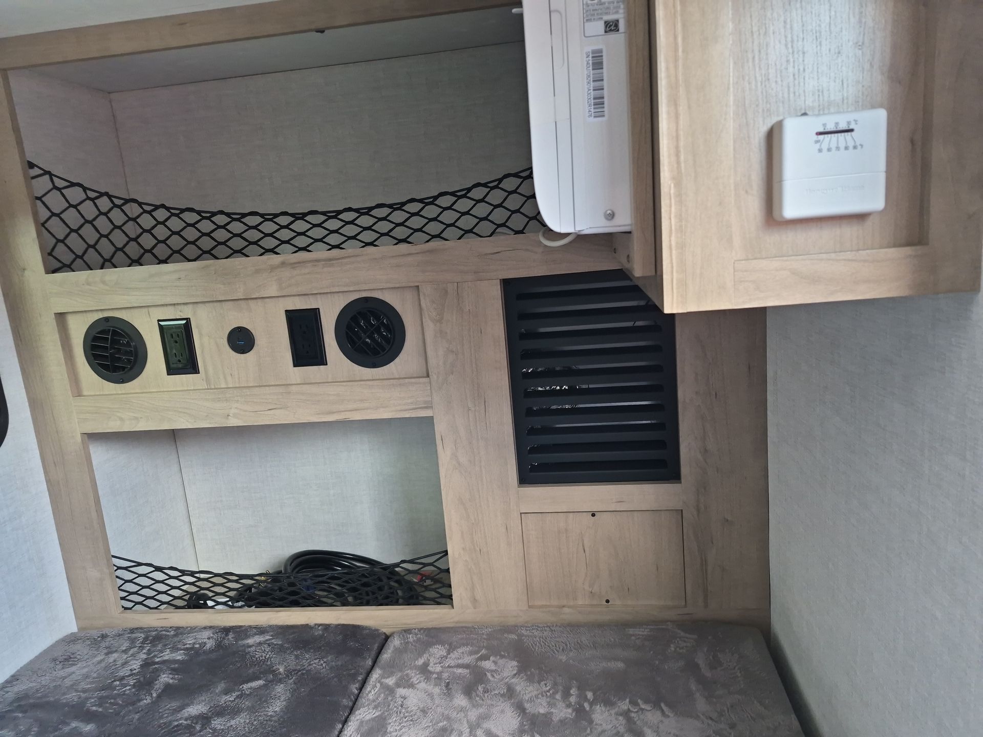 2026 Ember RV E-Series 12RK - Image 21