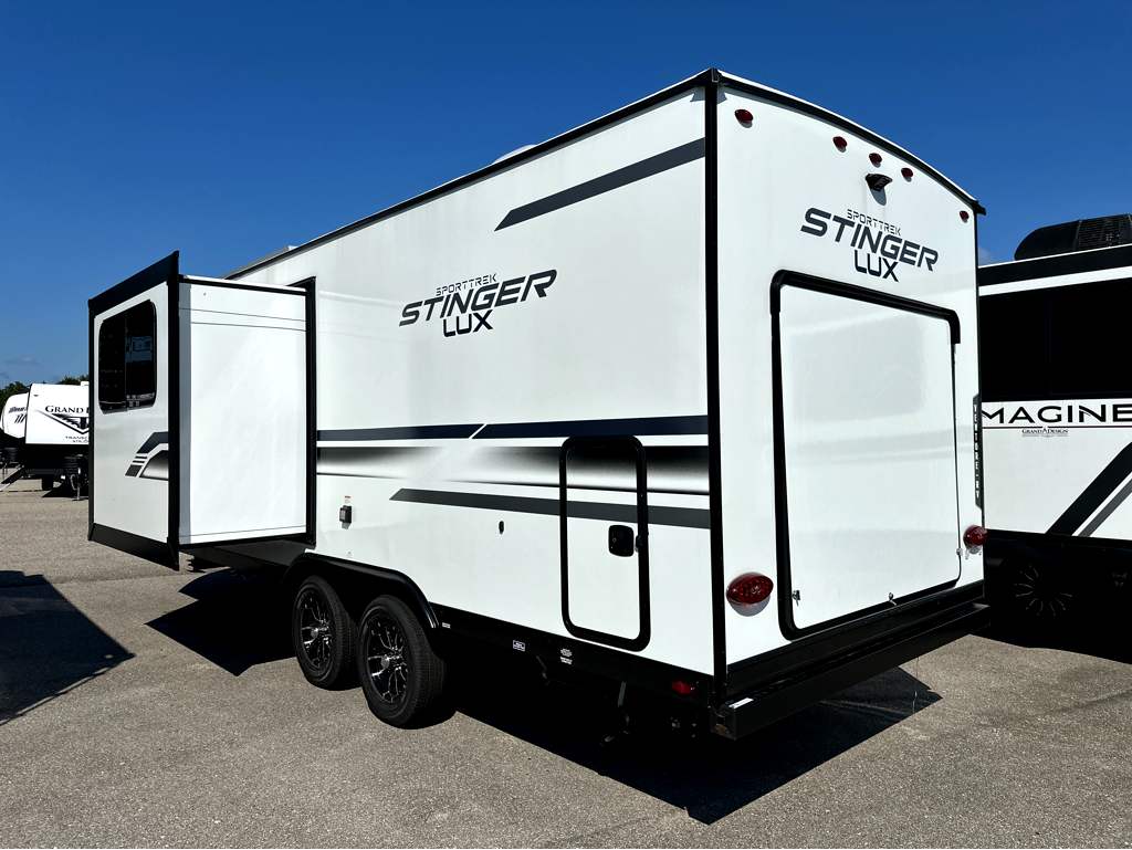 2027 VENTURE RV SPORTTREK STINGER 222VUD - Image 4