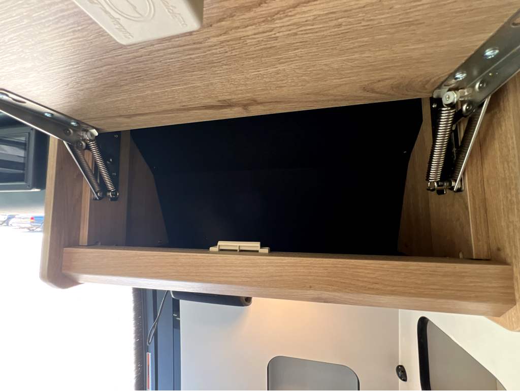 2026 AIRSTREAM RANGELINE POPTOP - Image 14