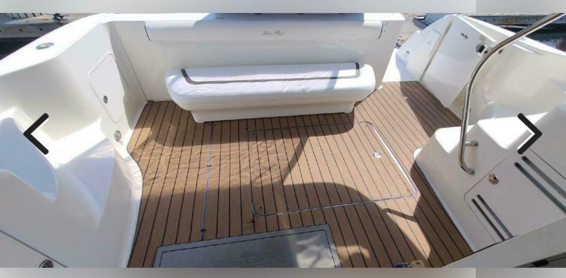2004 Sea Ray 42 Sedan Bridge - Image 11