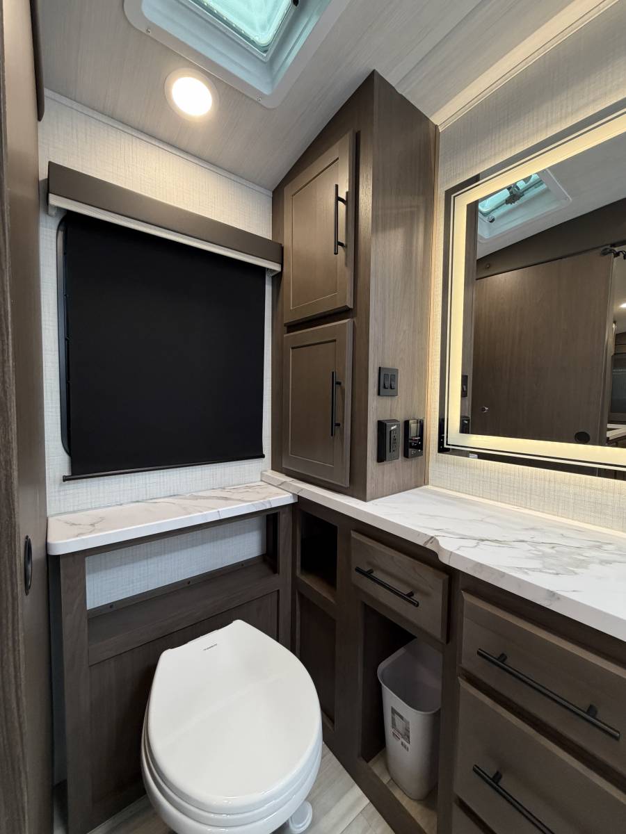 2026 Keystone Cougar Half-Ton 26LBW - Image 21