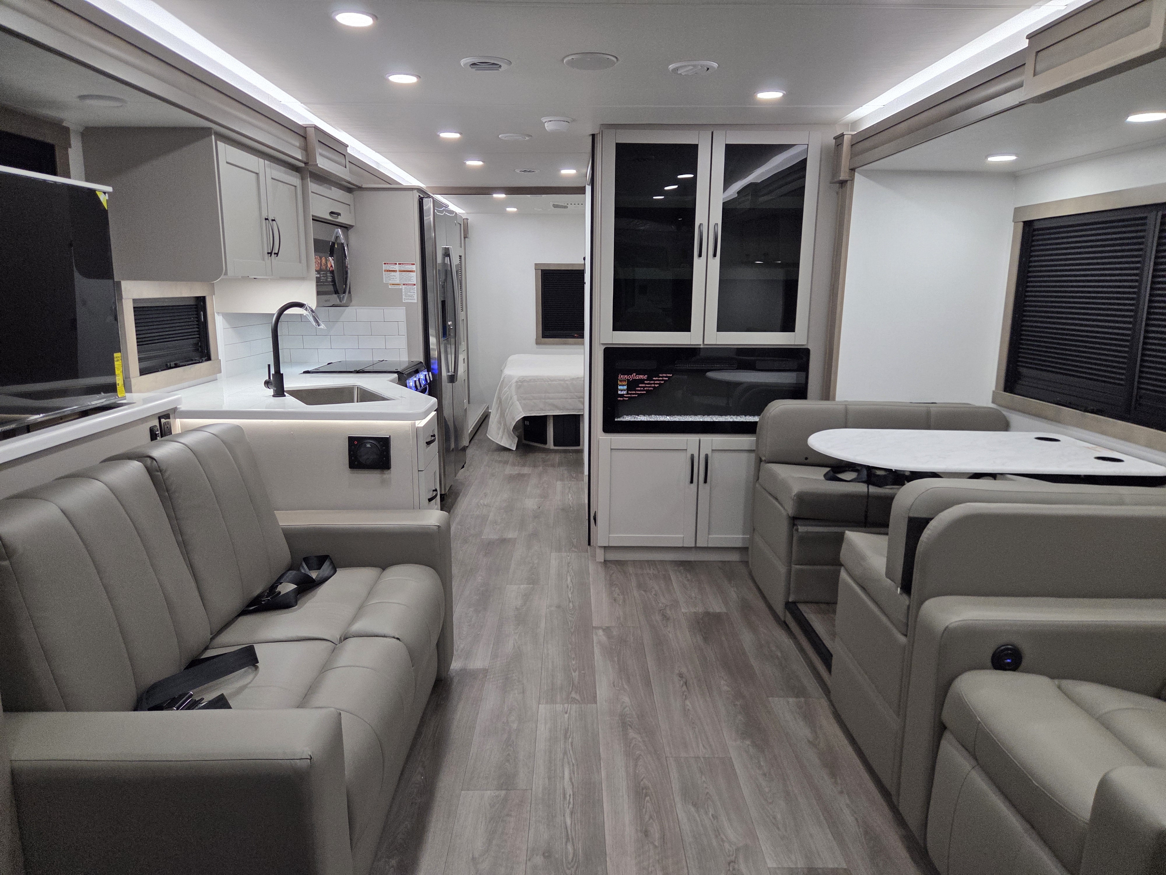 2027 Jayco Precept 34G - Image 5