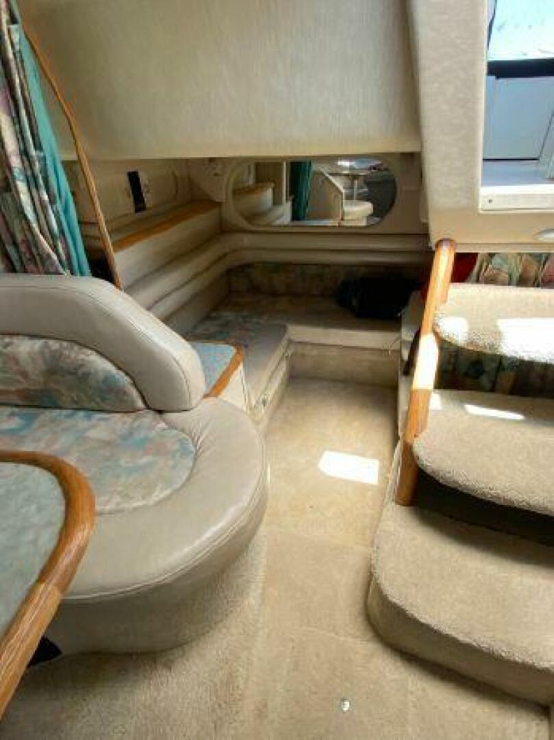 1996 Sea Ray 330DA - Image 13