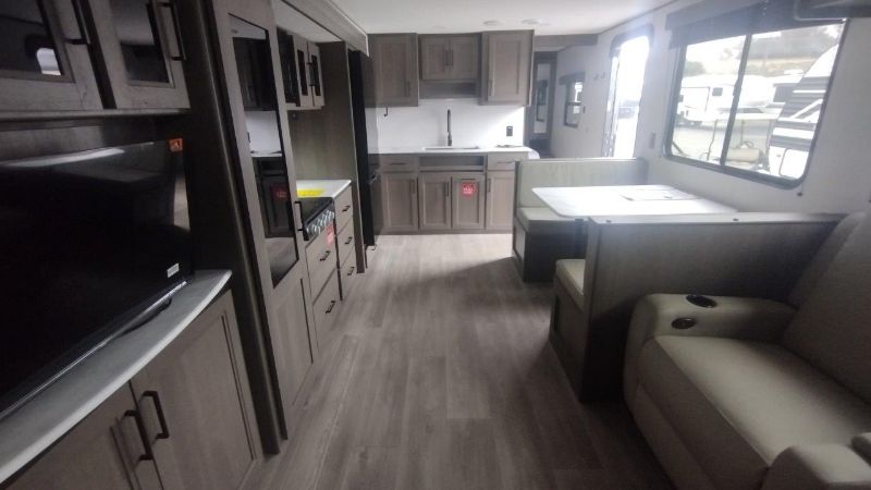 2026 Grand Design Transcend XPLOR 26RBX - Image 8