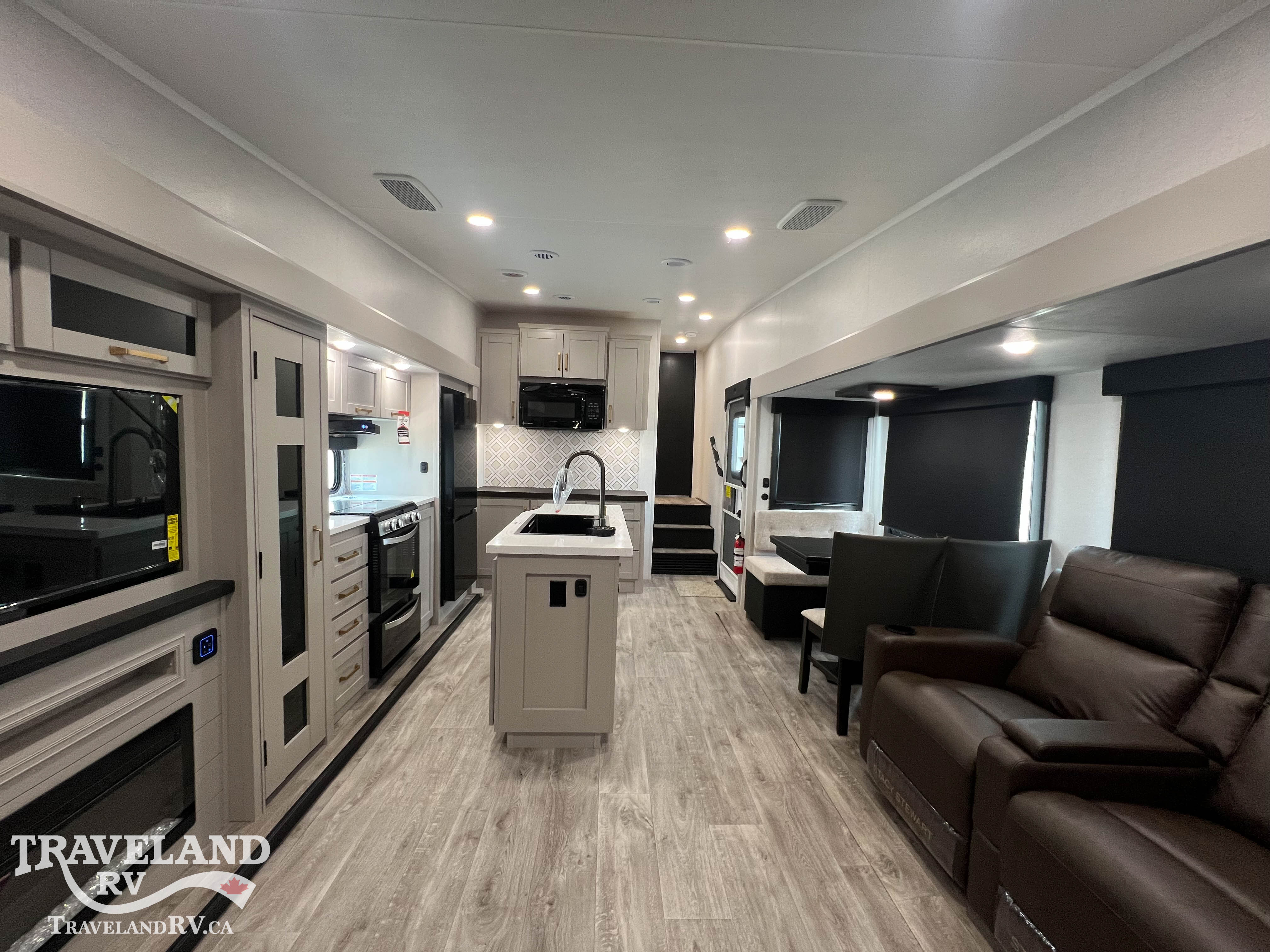 2026 Heartland Sundance Fifth Wheel 29RLCS - Image 4