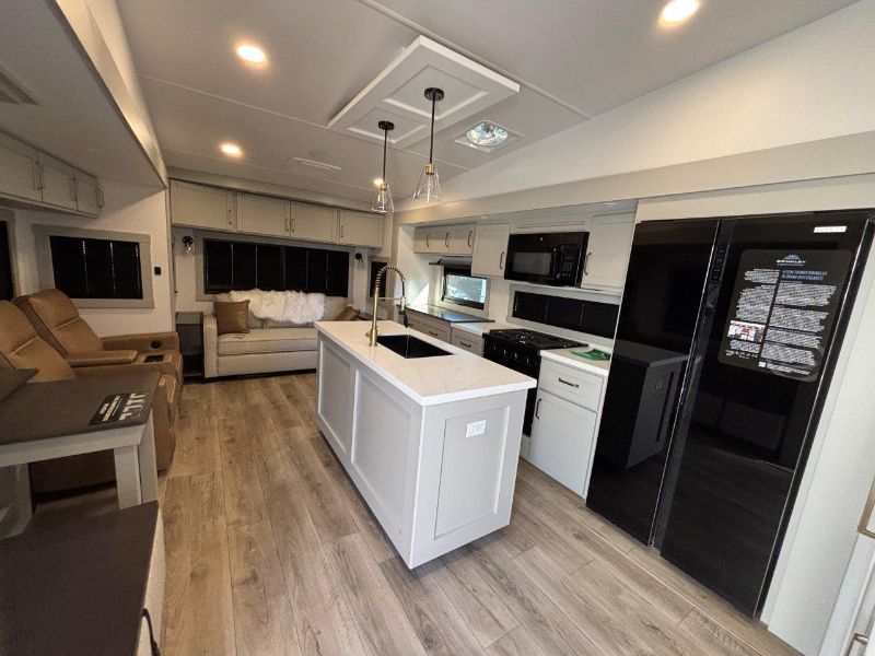 2026 Brinkley RV Model Z 3100 - Image 32