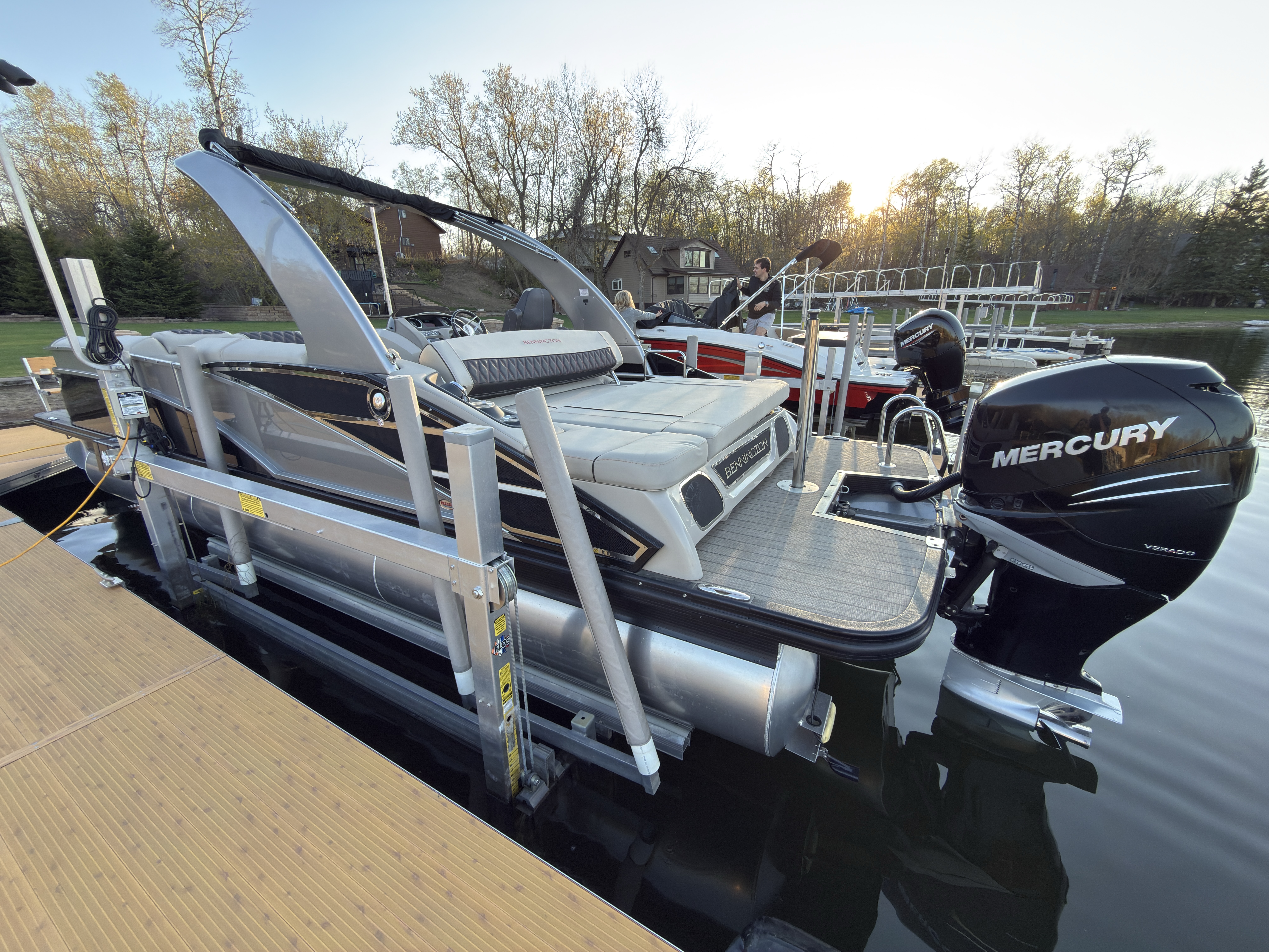 2019 Bennington 25 RXSBA - Image 5