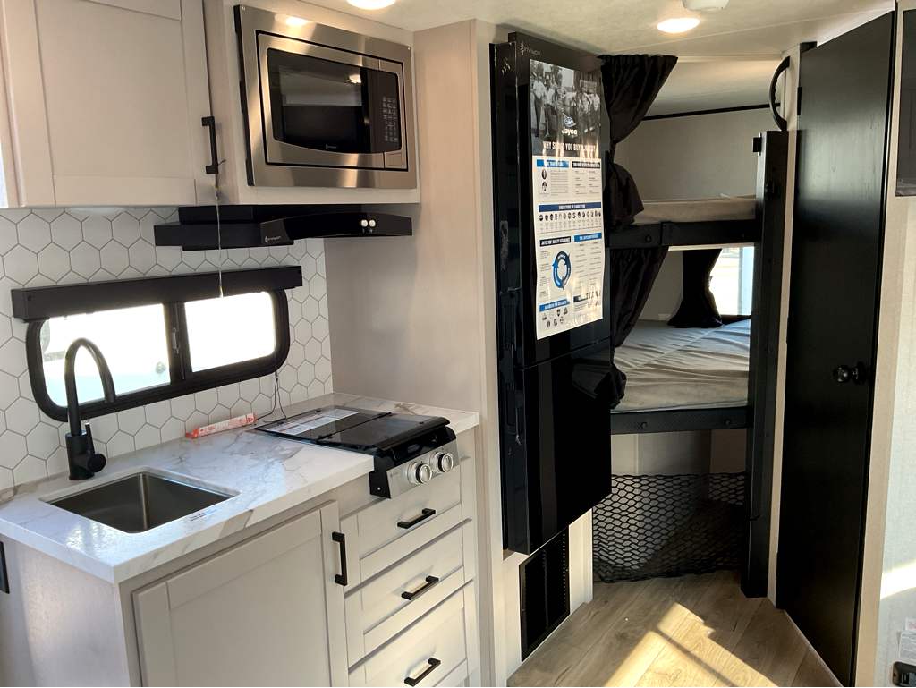 2026 JAYCO Jay Feather 19 MBS - Image 13