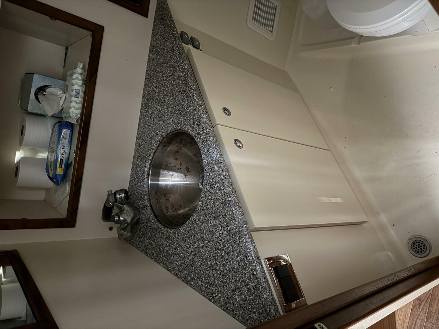 2011 Luhrs 30 Open - Image 29