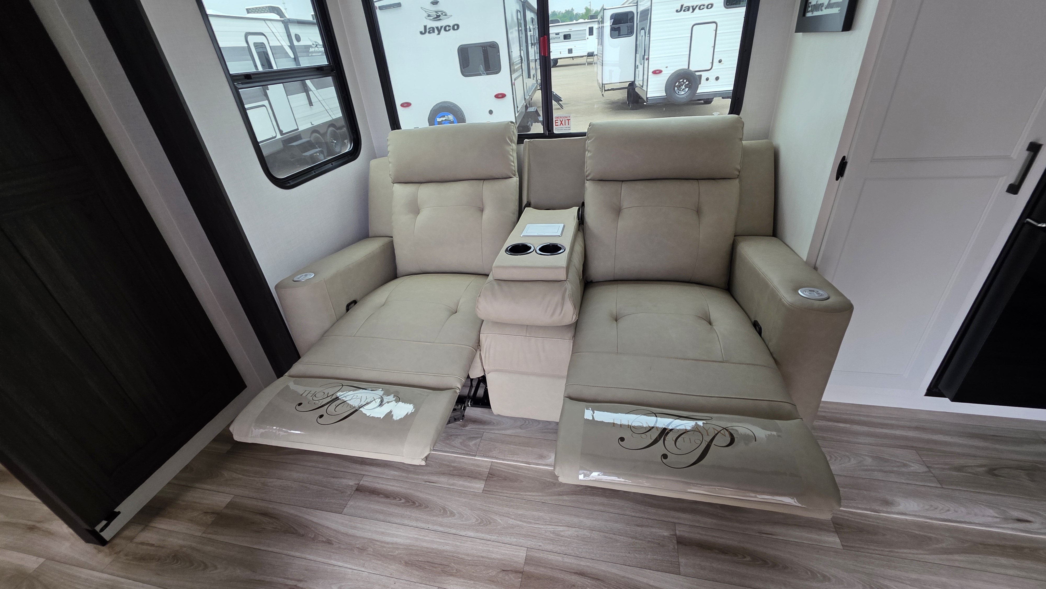 2027 VENTURE RV STRATUS 262VFK - Image 11