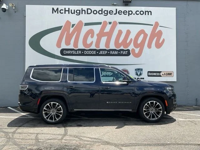 2024 Jeep Grand Wagoneer Utility 4D Series III 4WD - Image 4