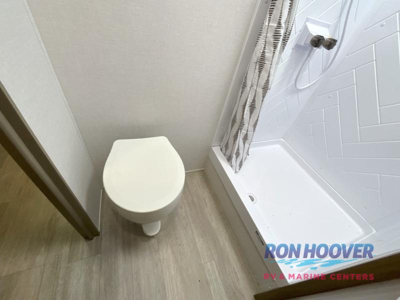 2026 FOREST RIVER 28VC - Image 24