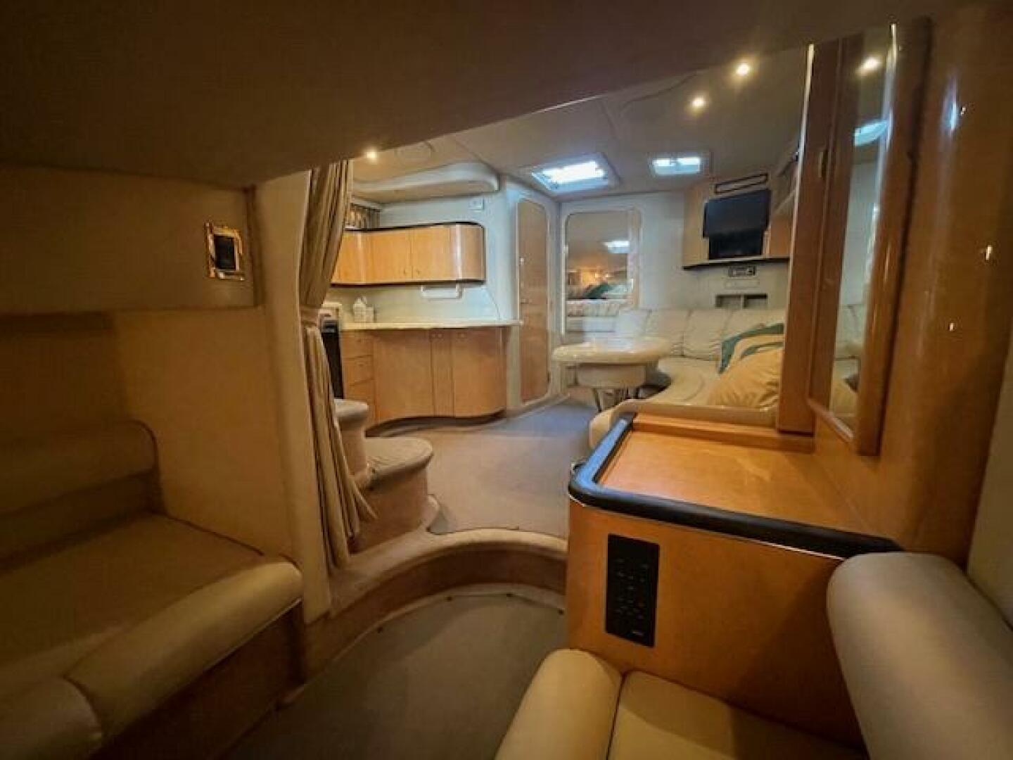 1998 Sea Ray 370 Sundancer - Image 35