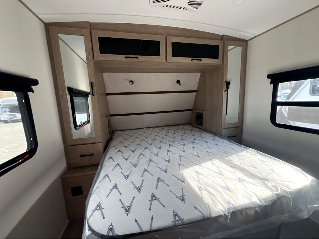 2026 GRAND DESIGN IMAGINE 2600RB - Image 21