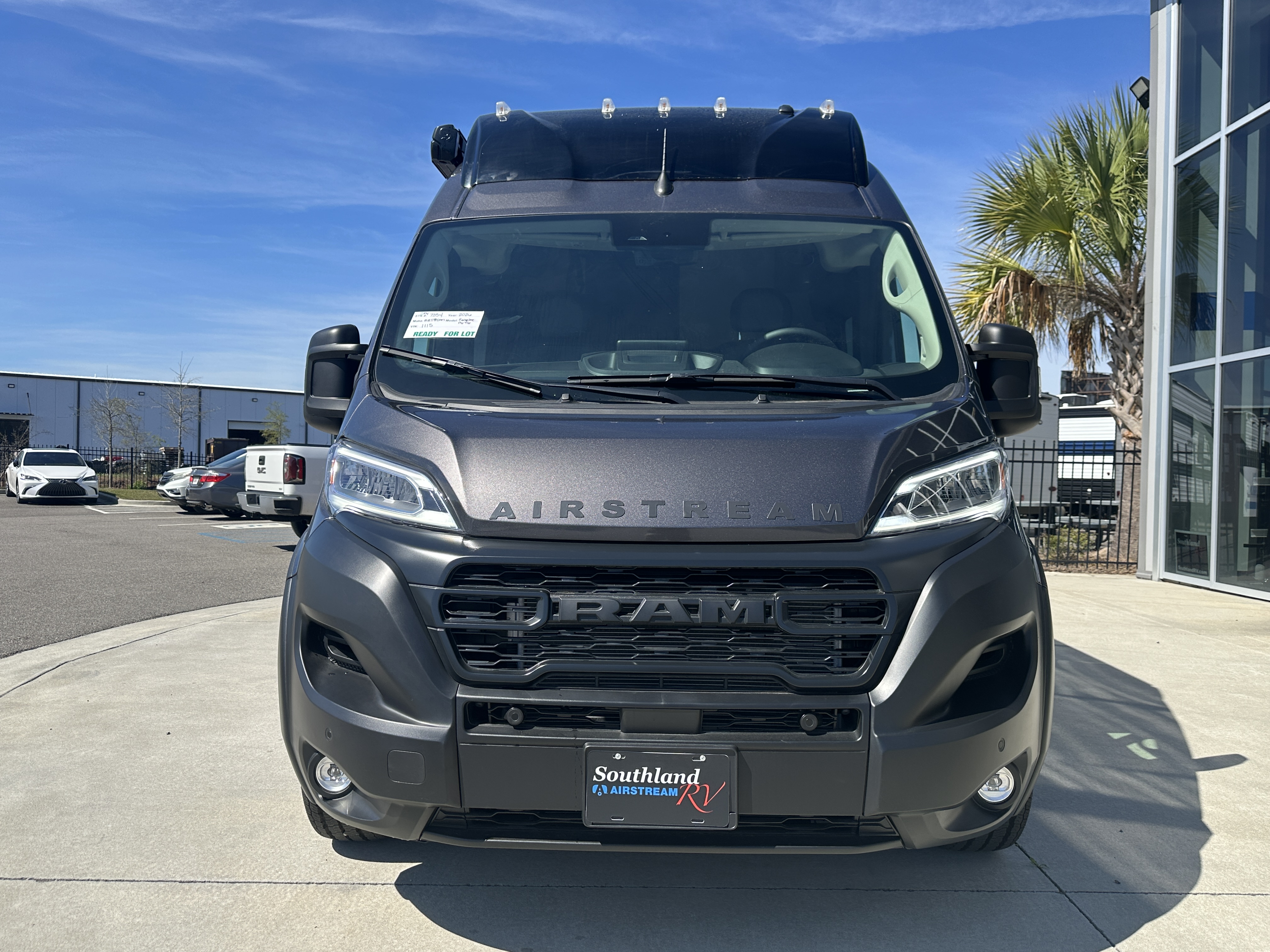 2026 Airstream Rangeline Base - Image 10