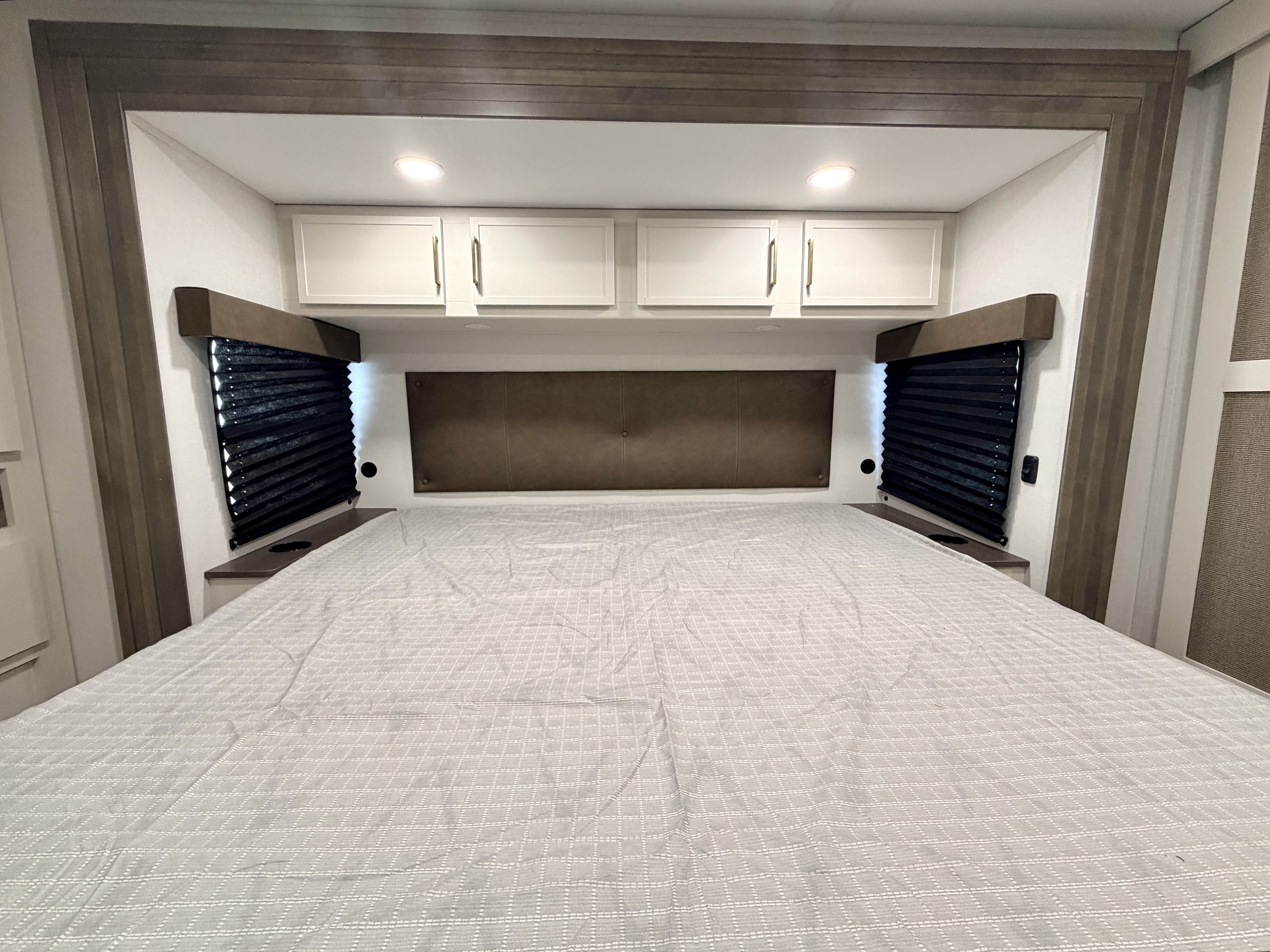 2027 Grand Design Transcend 315RKT - Image 20