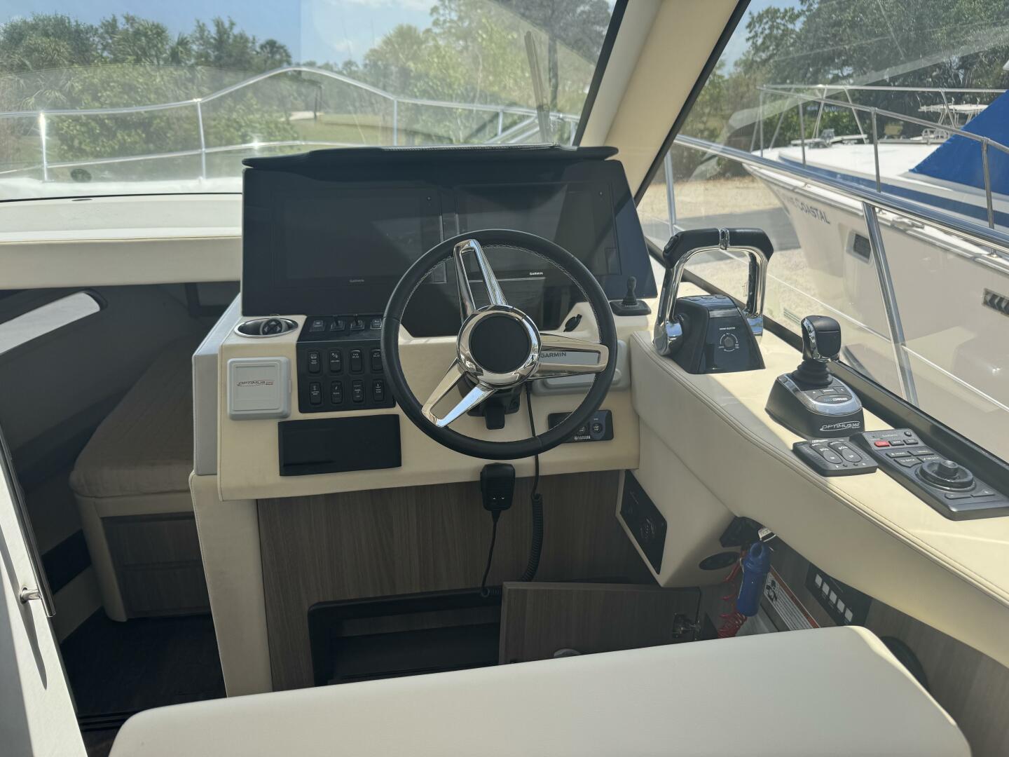 2021 Regal 38 XO - Image 10