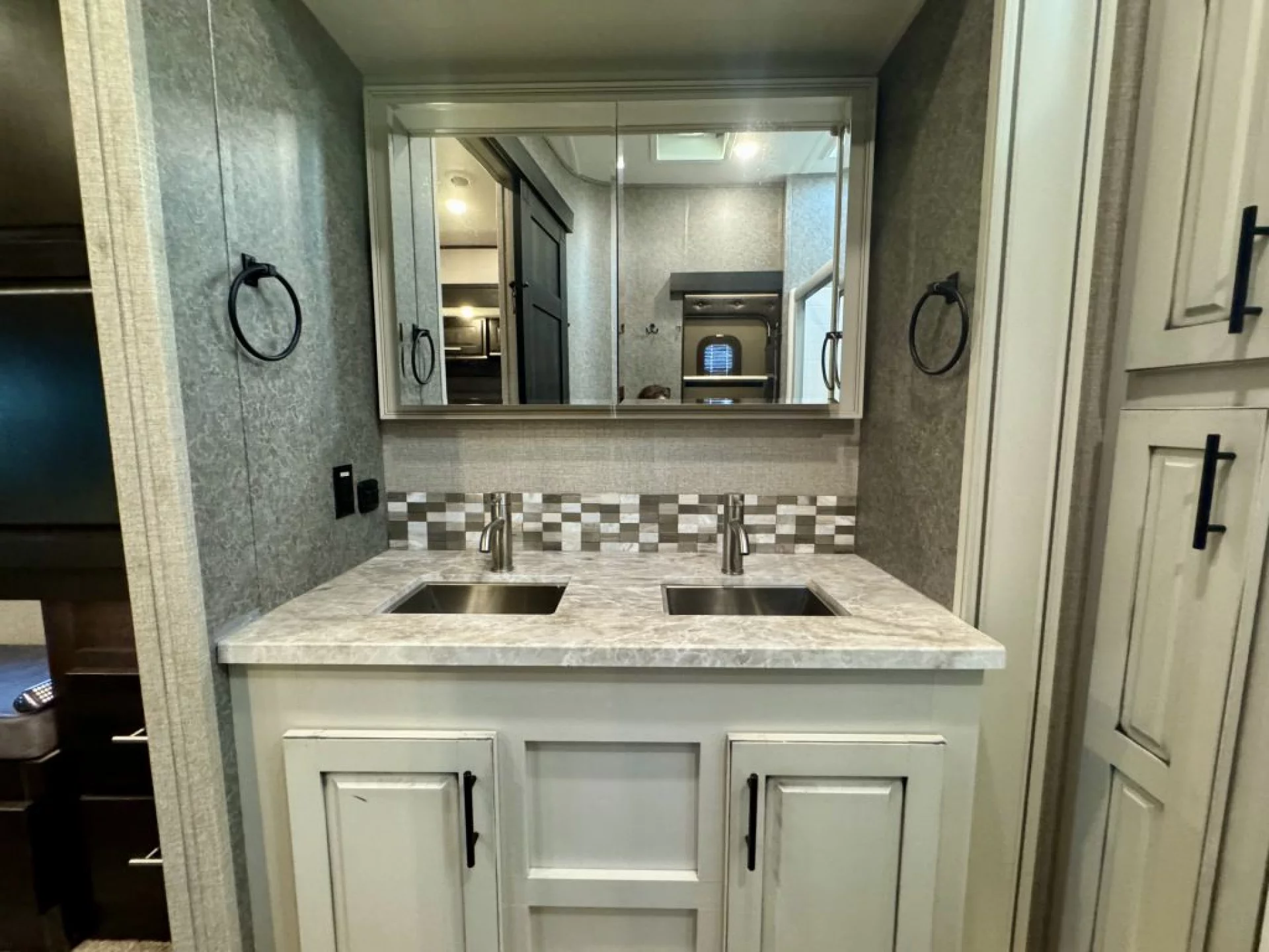 2020 JAYCO NORTH POINT 381FLWS - Image 15