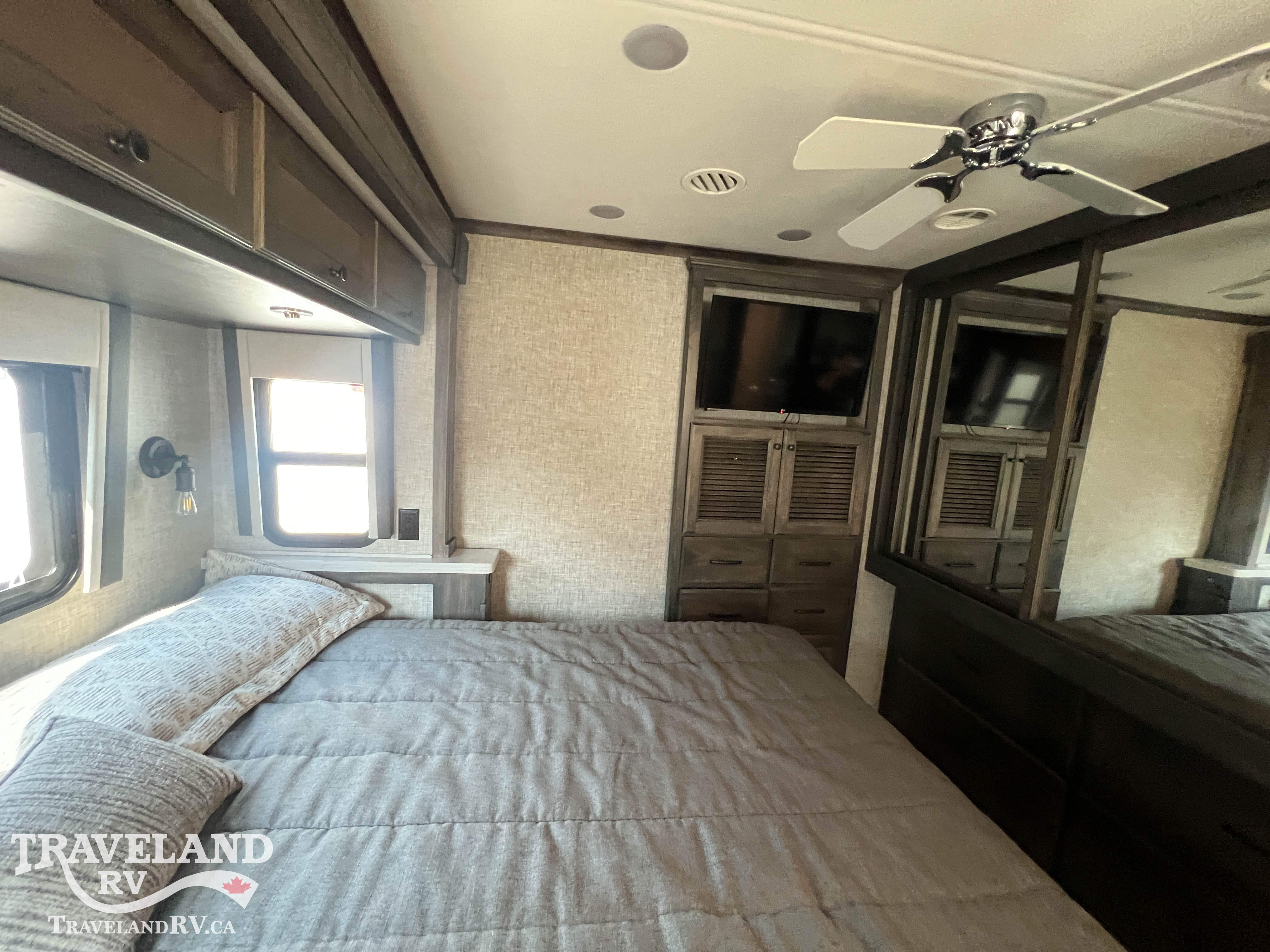 2012 Tiffin Allegro 36 LA - Image 28