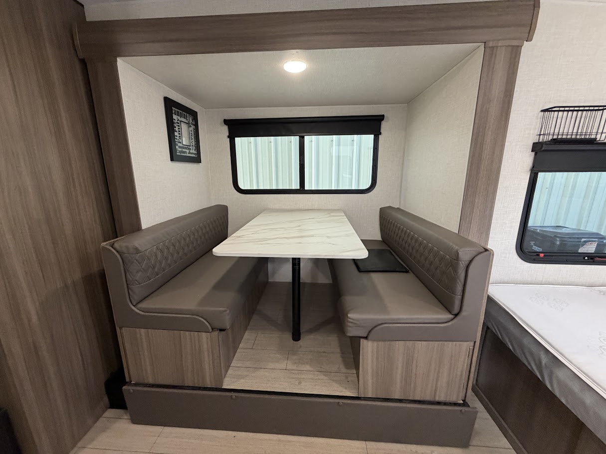 2025 VENTURE RV SONIC 169VUD - Image 7