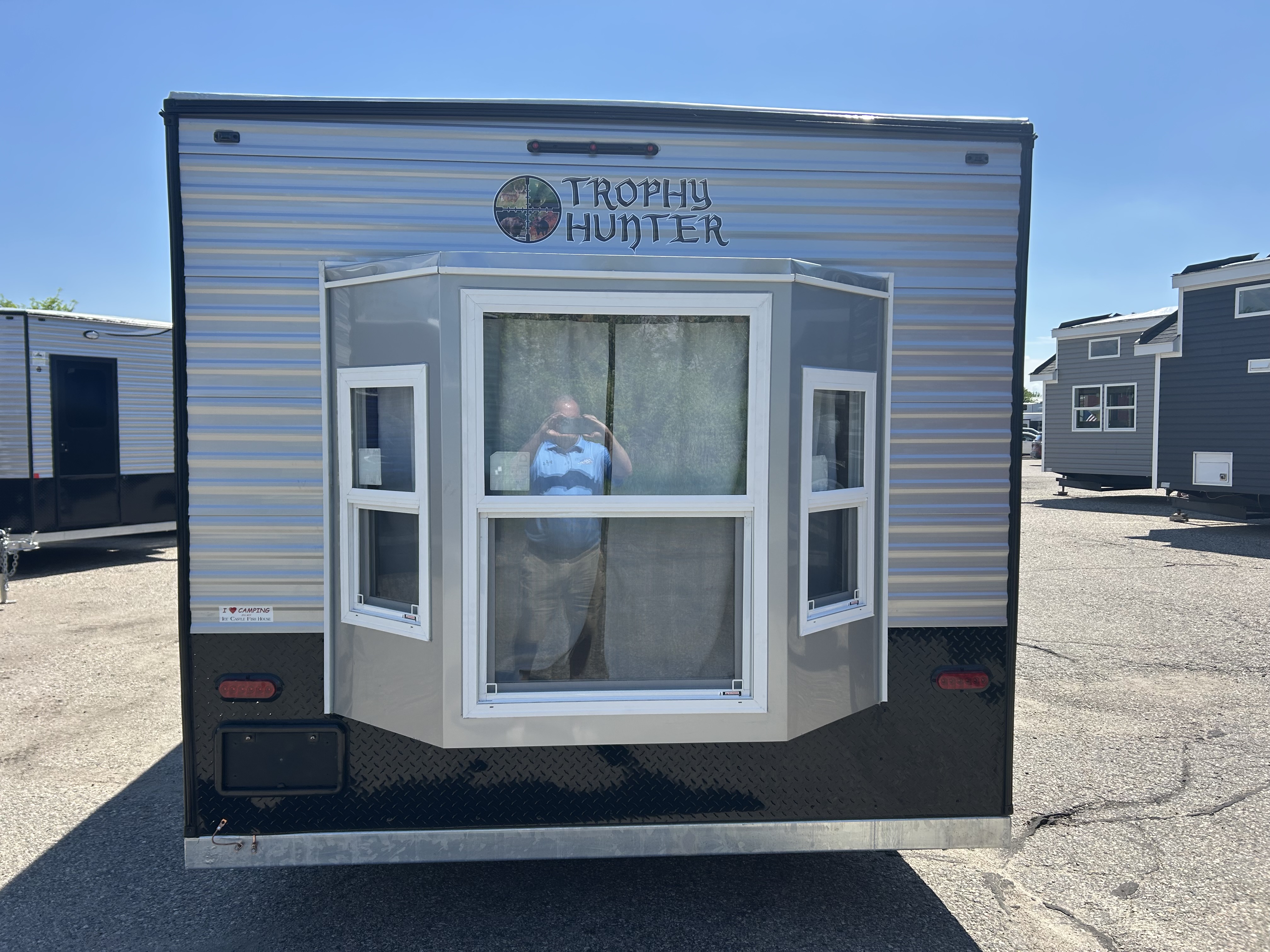 2027 ICE CASTLE TROPHY HUNTER 8X17V - Image 2