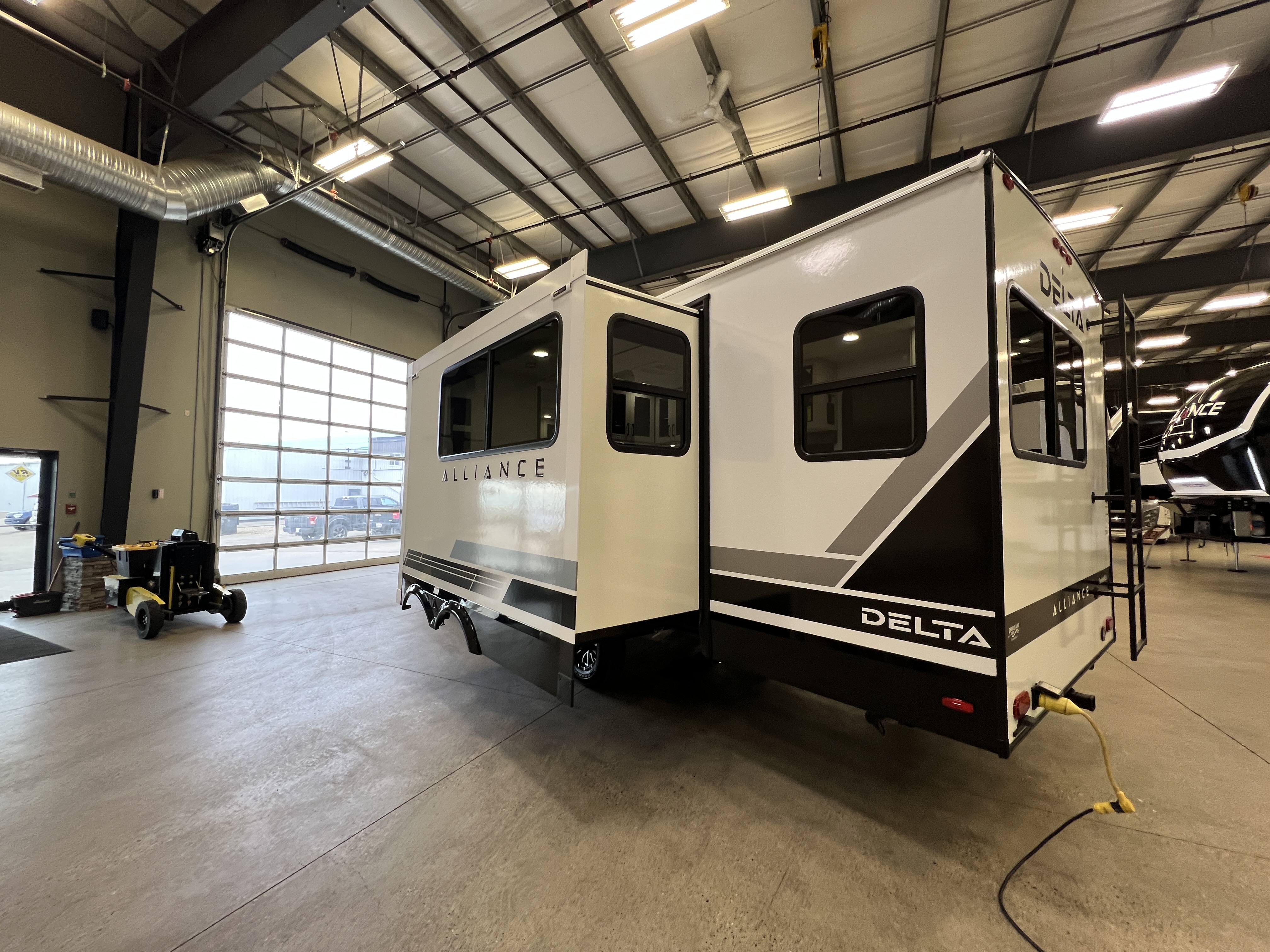 2027 Alliance RV Delta 252RL - Image 6