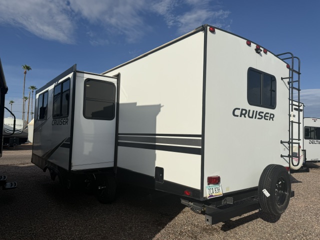 2022 CrossRoads Cruiser Aire CR27RBS - Image 3