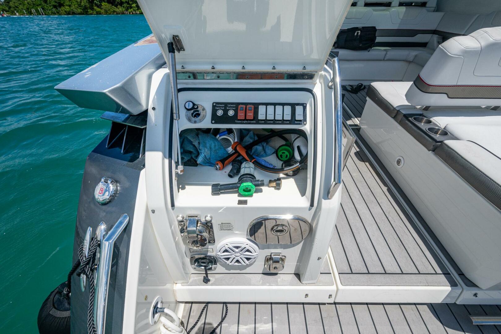 2019 Formula 430 SSC - Image 22