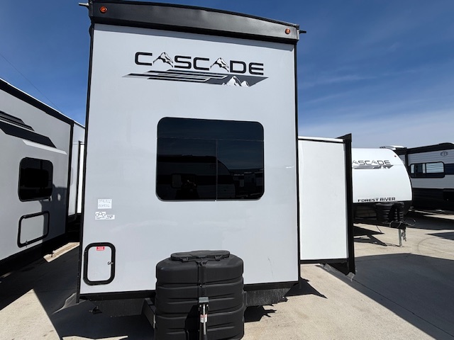 2026 CHEROKEE CASCADE 39ALBL - Image 2