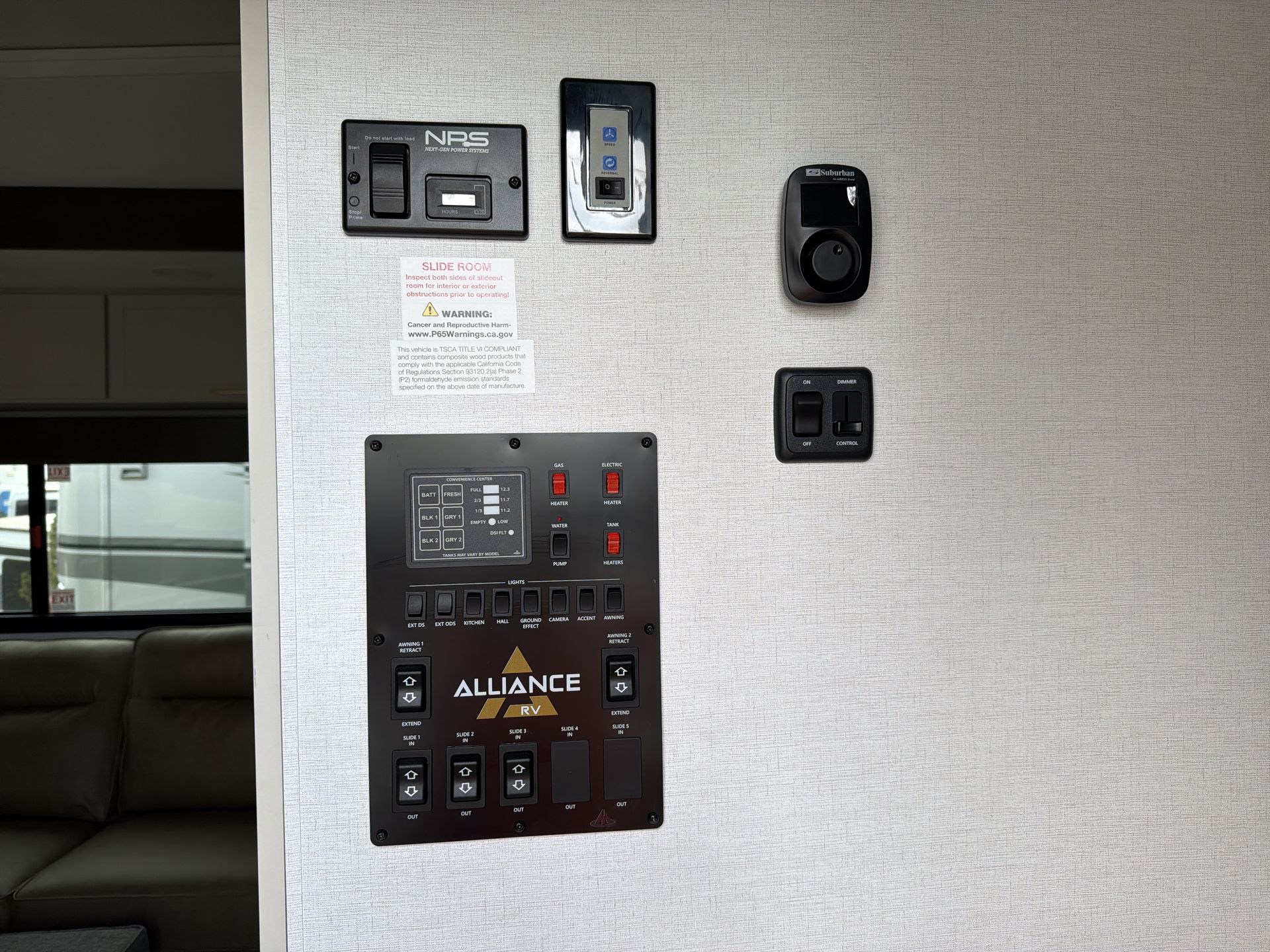 2027 Alliance RV Paradigm 312RK - Image 11