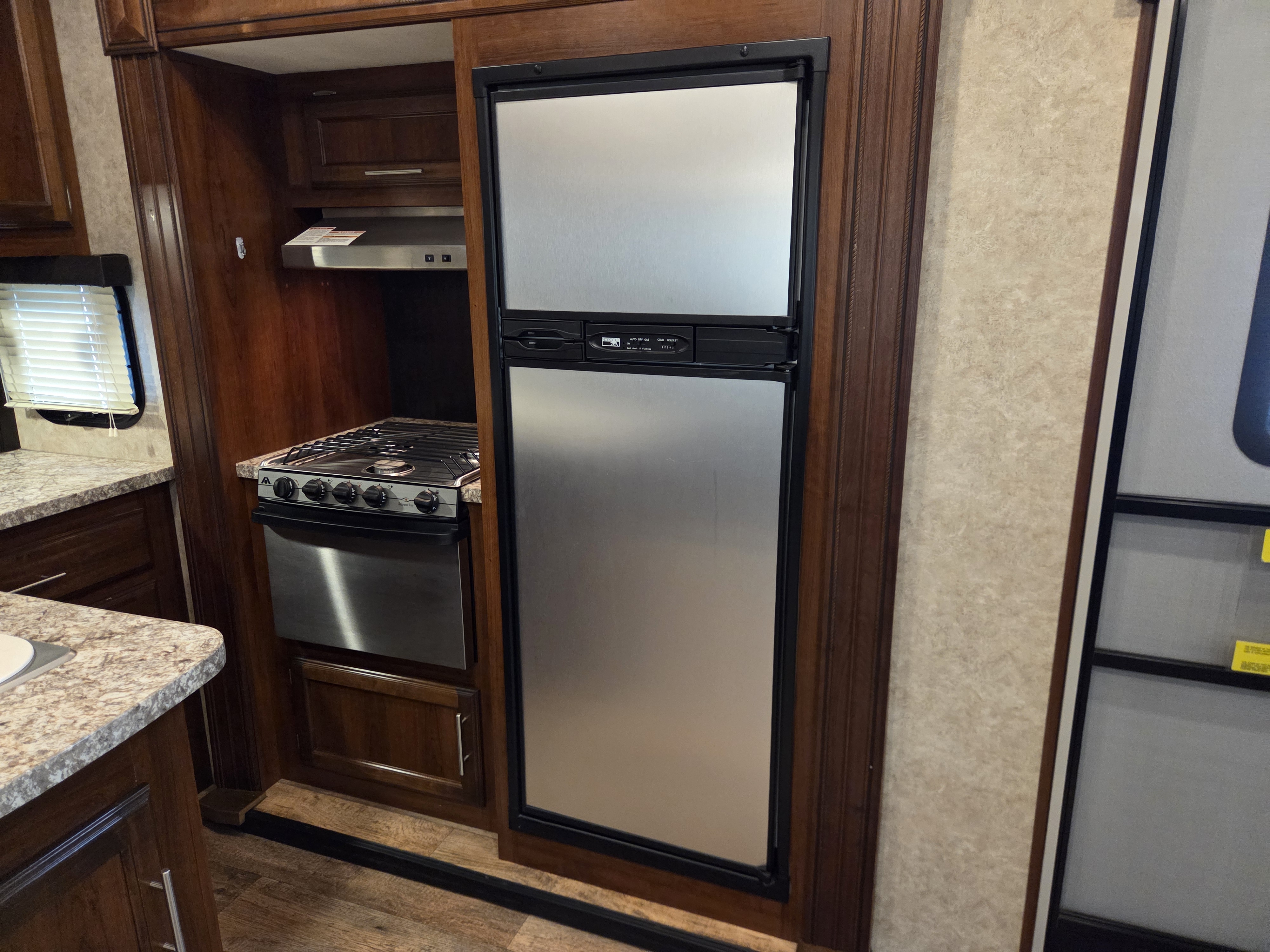 2017 Jayco Eagle HT 24.5CKTS - Image 6