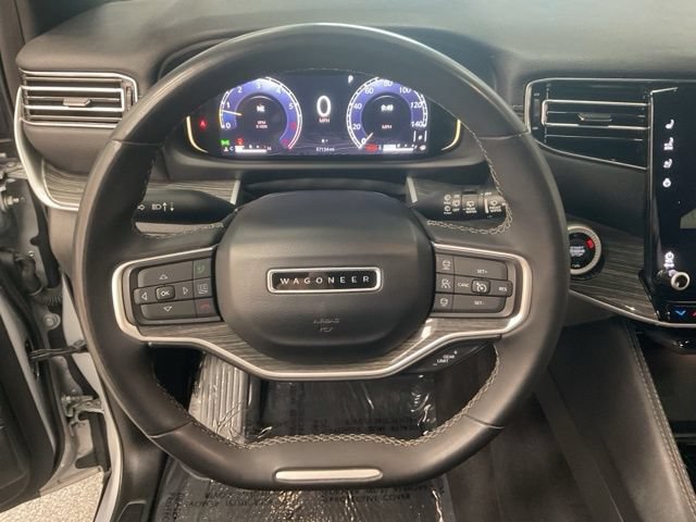 2022 Jeep Wagoneer Utility 4D Series II 4WD - Image 19