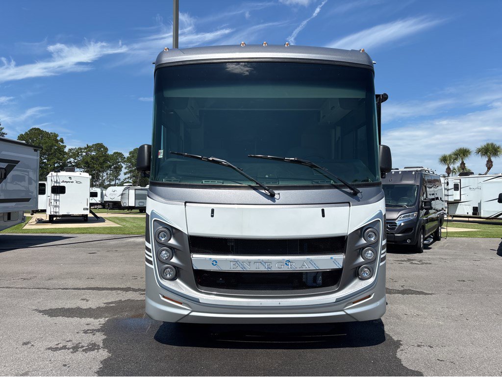2026 ENTEGRA COACH VISION XL 34G - Image 2