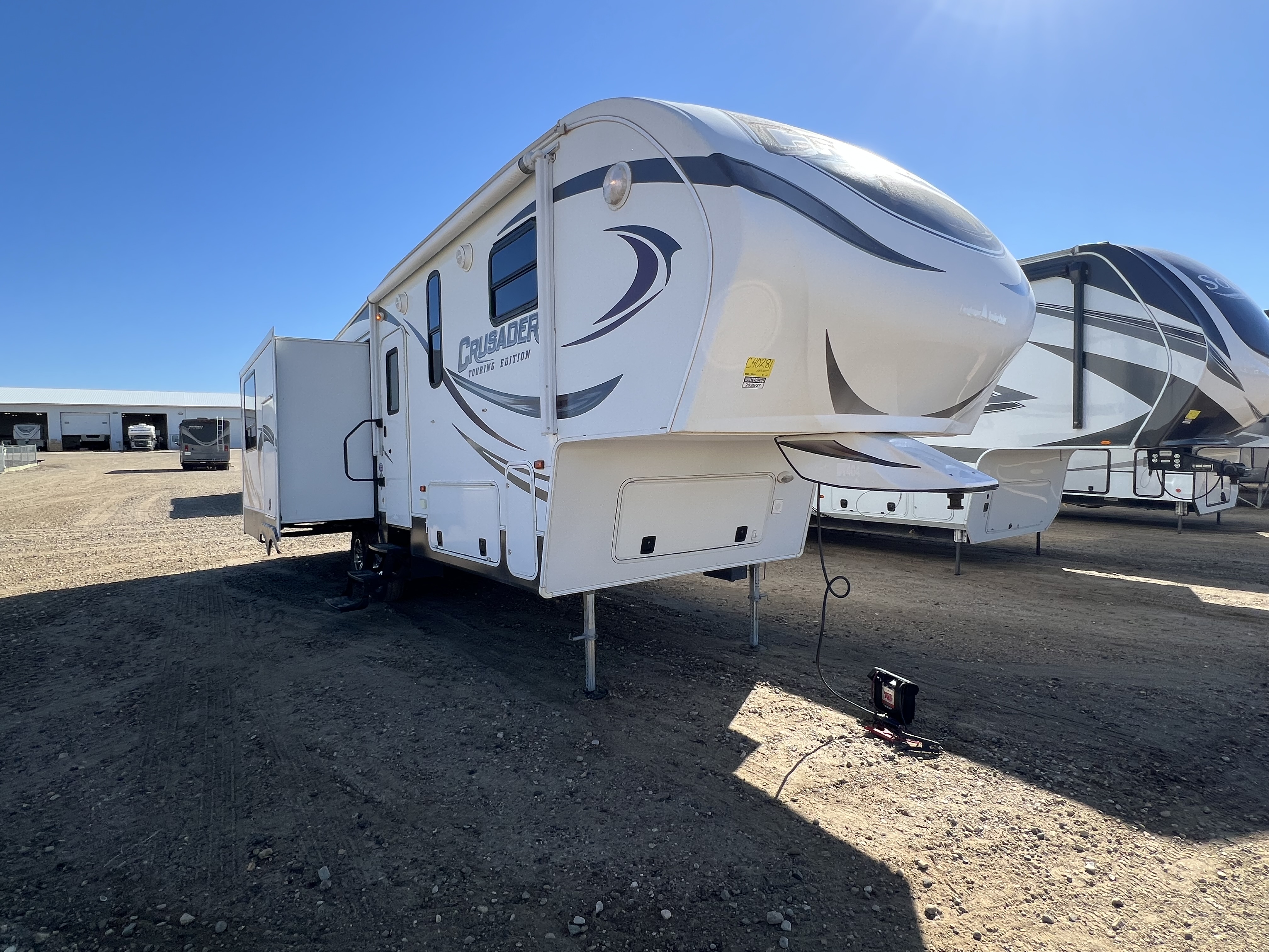 2014 Prime Time Crusader 285RET - Image 1