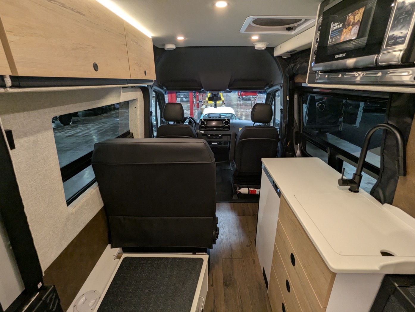2027 Storyteller Overland Dark Mode OG - Image 23