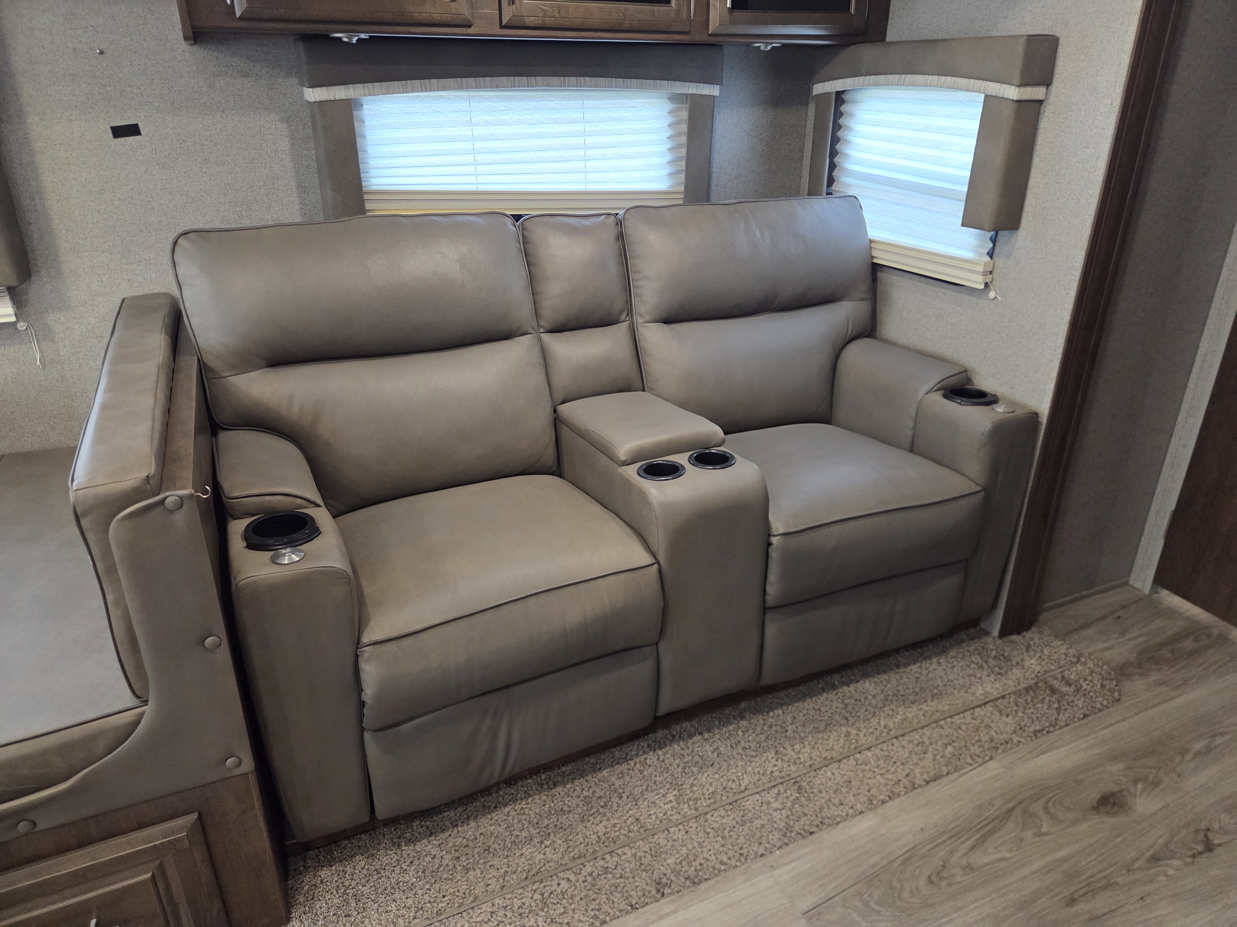 2020 Forest River Flagstaff Super Lite 26RLSW - Image 8