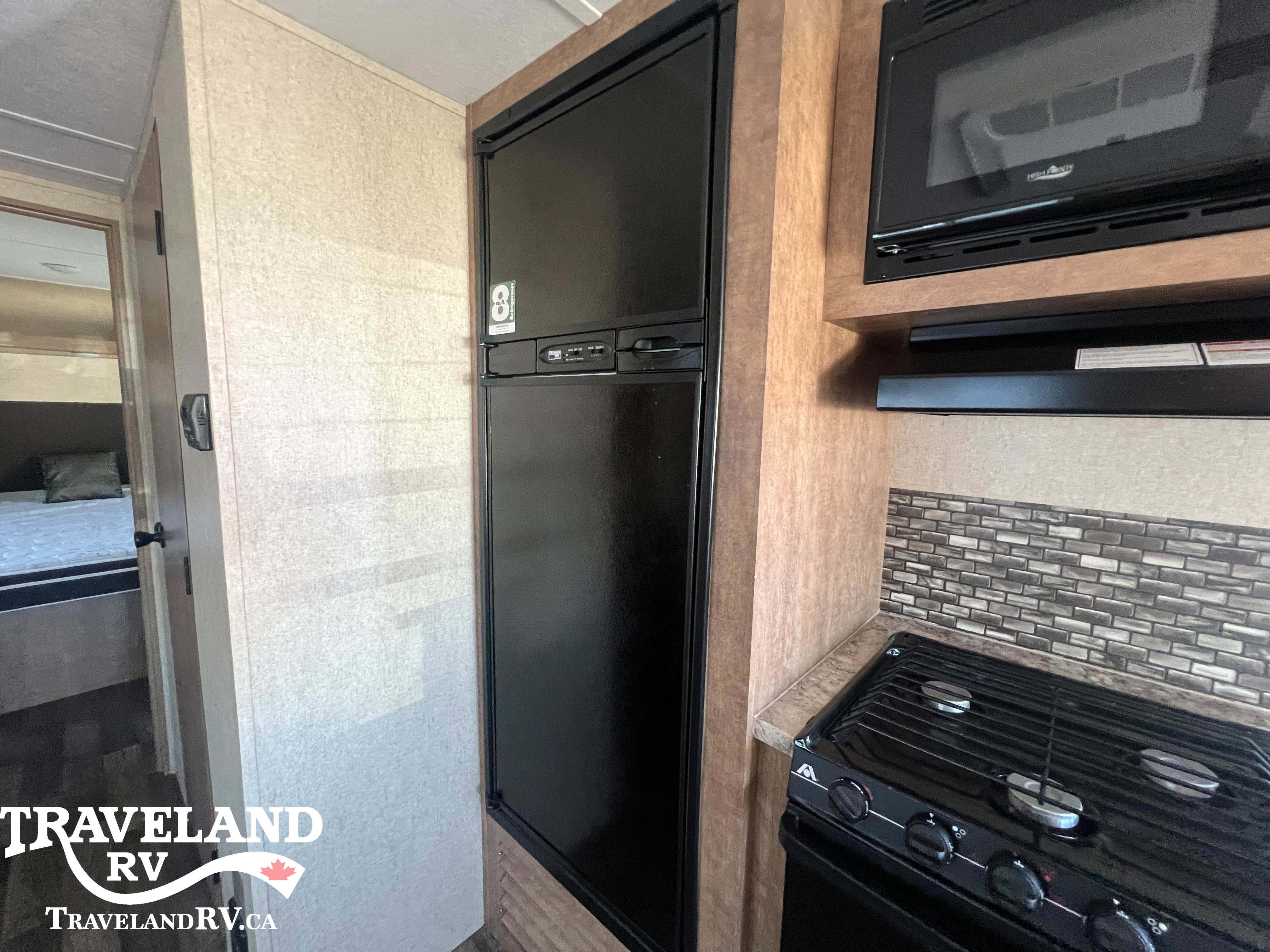 2017 Starcraft Launch Ultra Lite 26RLS - Image 14