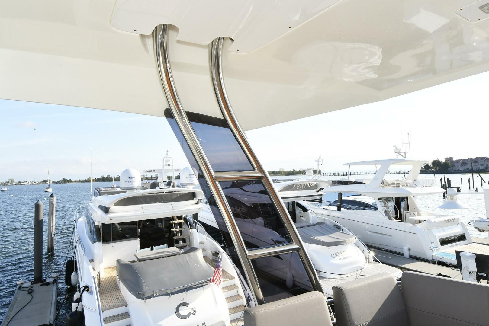 2018 Prestige 560 Fly - Image 17