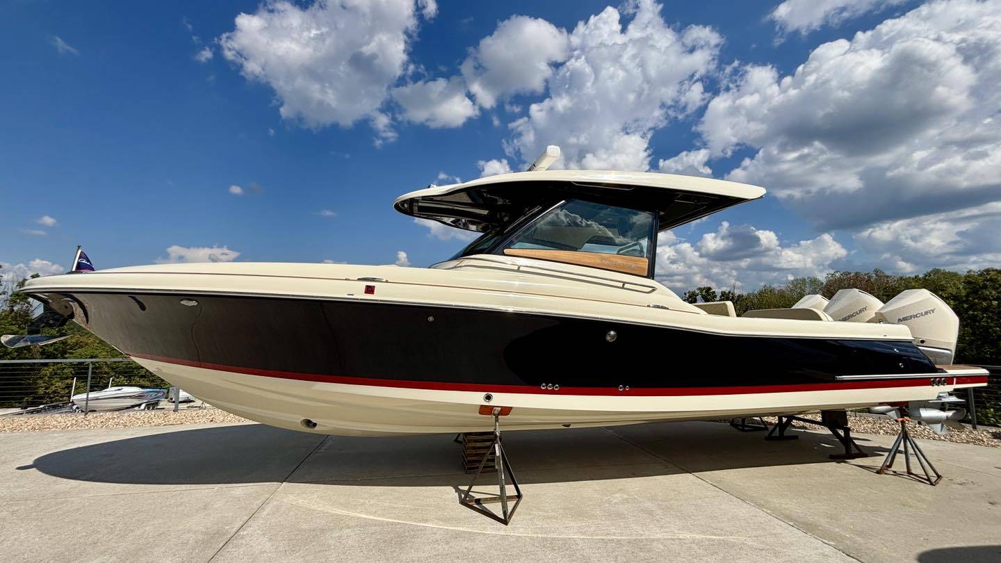 2021 Chris Craft 35 Calypso - Image 1